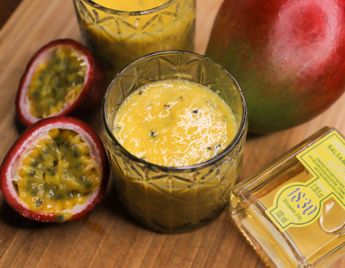 Recipe Smoothie à la mangue,fruits de la passion & citron