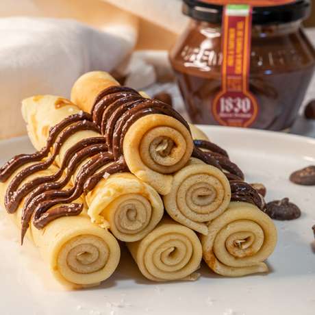 Recipe Feuilleté de crêpes pâte à tartiner noisette & pointe de sel