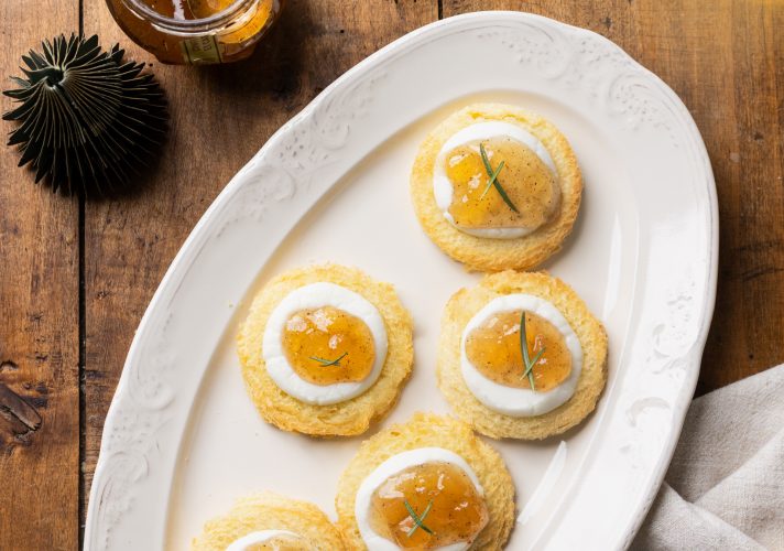 Toast au confit poire et cardamome