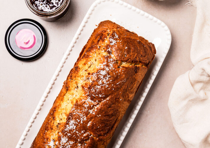 Cake coco marbré à la confiture de figues